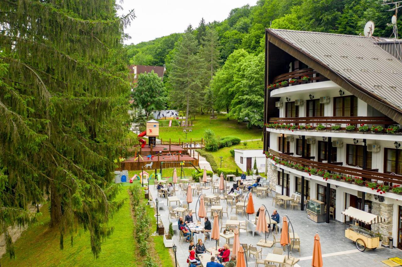 Hotel Trayal Krusevac Bagian luar foto