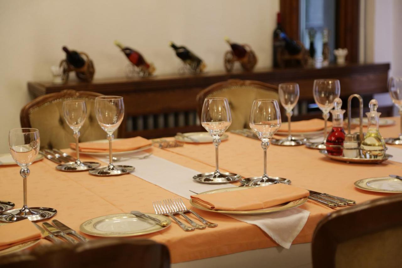 Hotel Trayal Krusevac Bagian luar foto